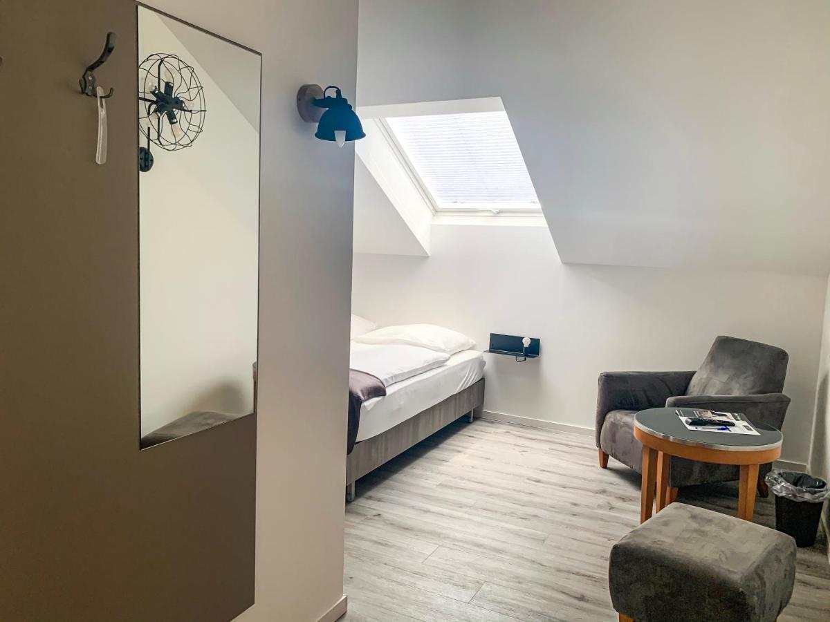 Prima Inn Unterkunft Direkt Ueber Der "Bar Am Minimax" Neuruppin Dış mekan fotoğraf